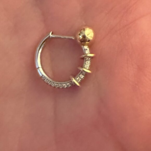 Rainbow K Punk Nano Earring White Gold - Picture 4 of 9